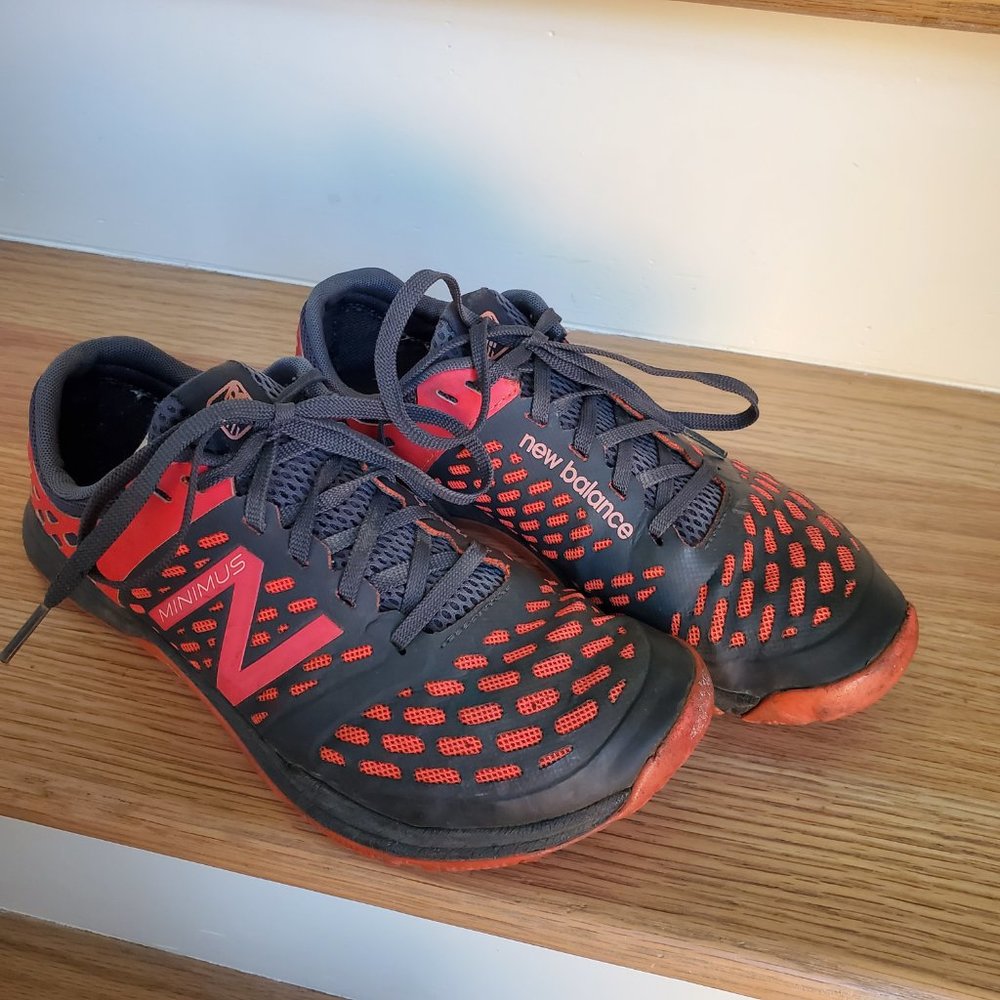 New Balance Minimus Shoes Women's 8 - Picture 2 of 9